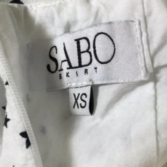 Dress - Picture 7 of 7